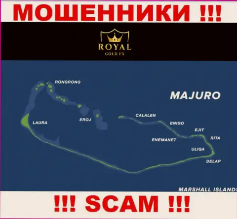 Советуем избегать совместной работы с интернет-обманщиками РоялГолд Фх, Majuro, Marshall Islands - их оффшорное место регистрации